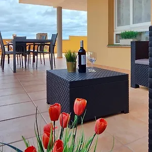 Tres Islas Apartment, Apartamento